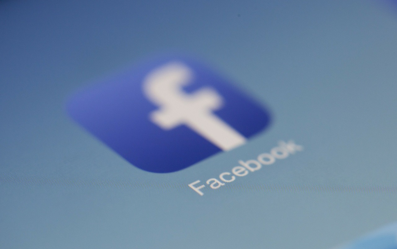 Saiba Qual é o Horário de Pico do Facebook