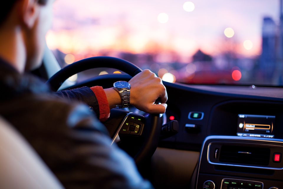 o que precisa para ser uber