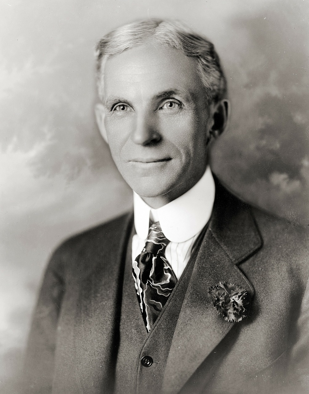 Henry Ford — 4 Ensinamentos de Uma das Maiores Influências da Administração Moderna