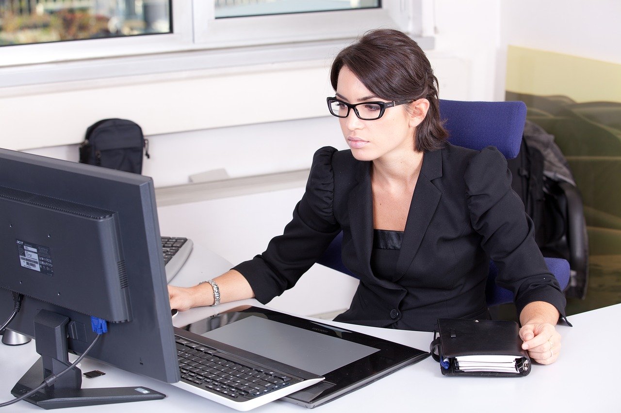 5 softwares de contabilidade para pequenas empresas